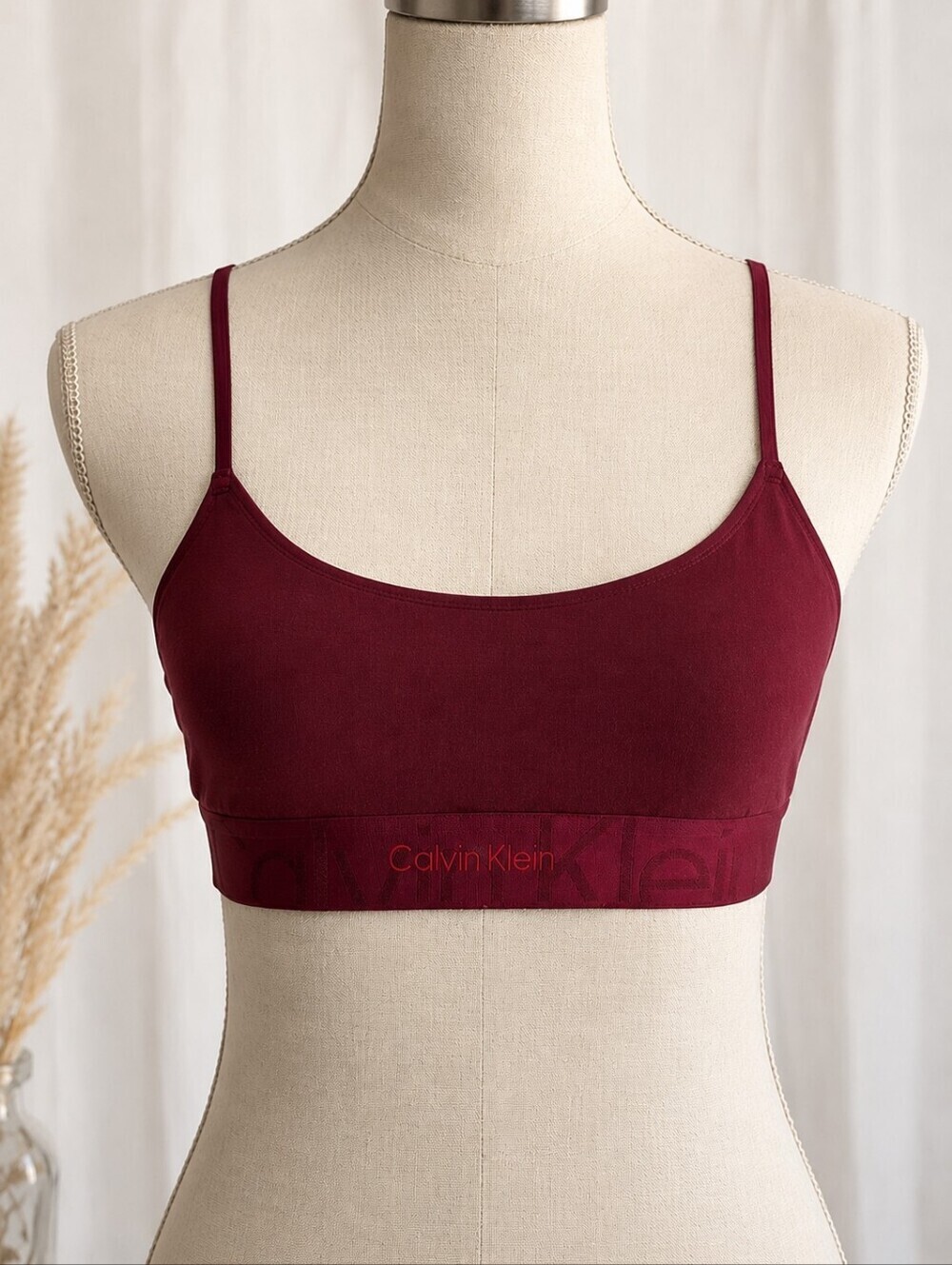 CALVIN KLEIN BURGUNDY TOP SIZE SMALL
